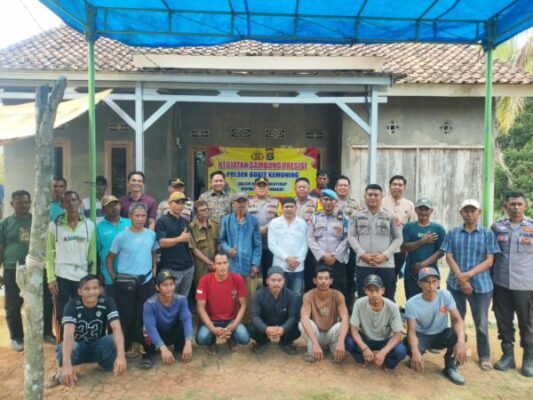 Sambang Kampung Presisi, Polsek Bukit Kemuning Serap Aspirasi Warga Muara Aman